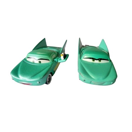 2 Flo (pit crew member flo) figurines Disney Pixar Mattel